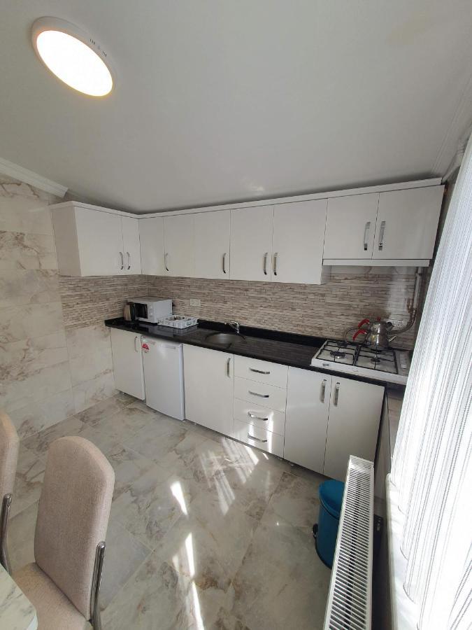 Efe Apart Hotel Istanboel Buitenkant foto
